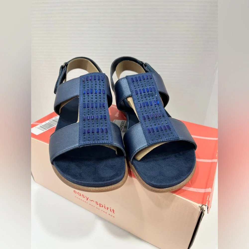 Easy Spirit Womens Hazel Wedge Sandals. Size 7M. Color: Dark‎ Blue